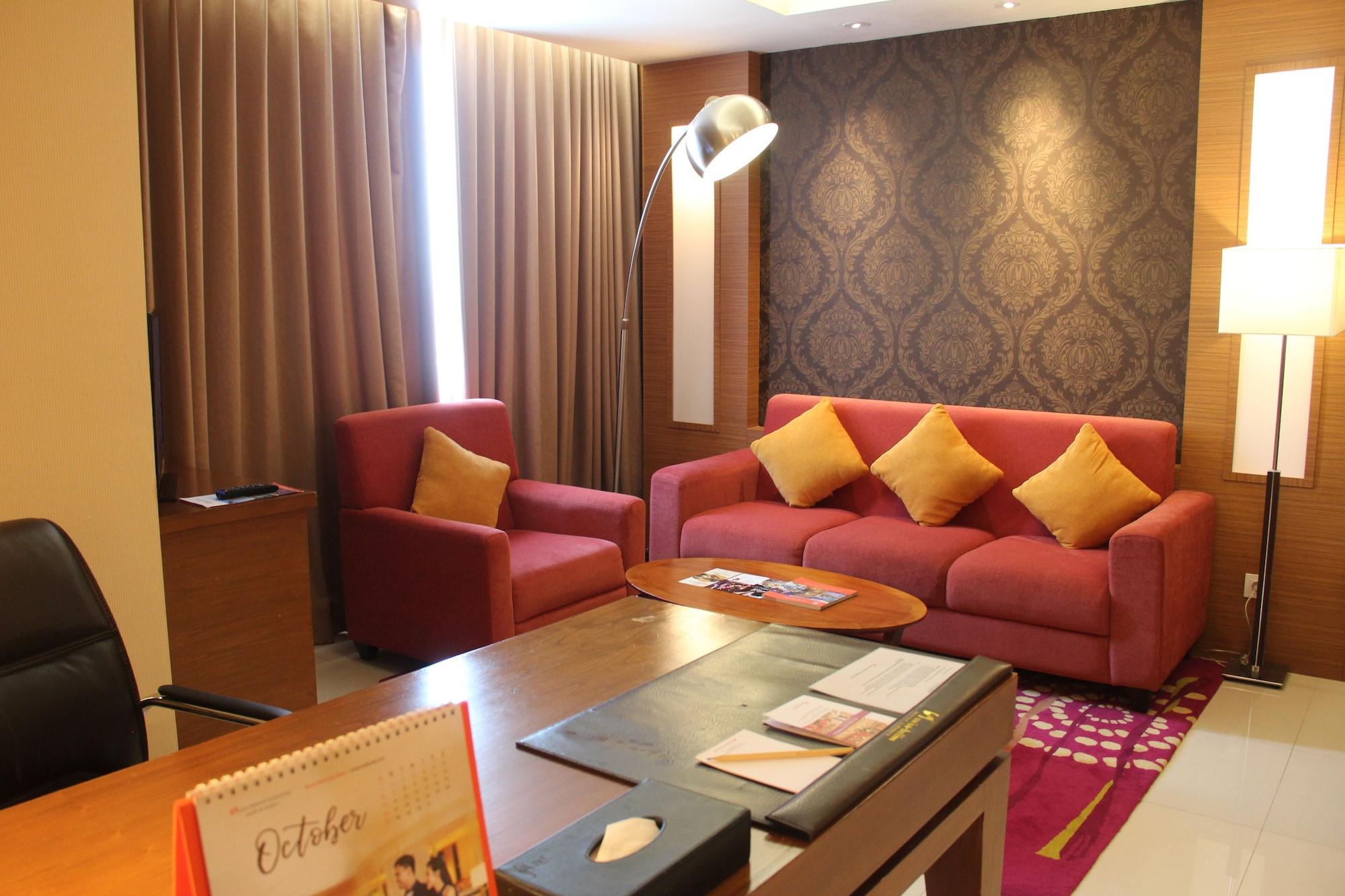 Swiss-belinn Manyar 3*