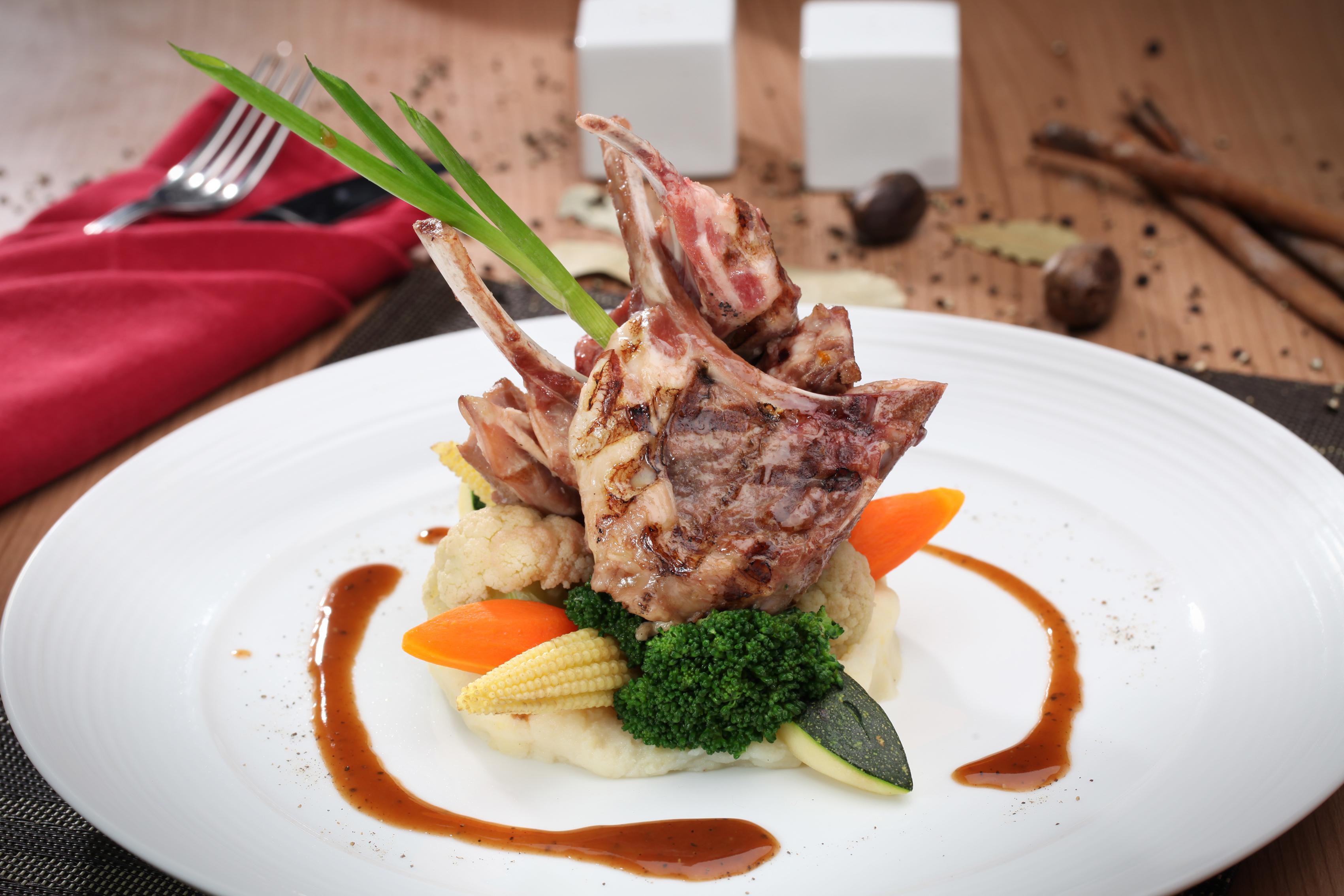 Swiss-belinn Manyar Hotel 3*