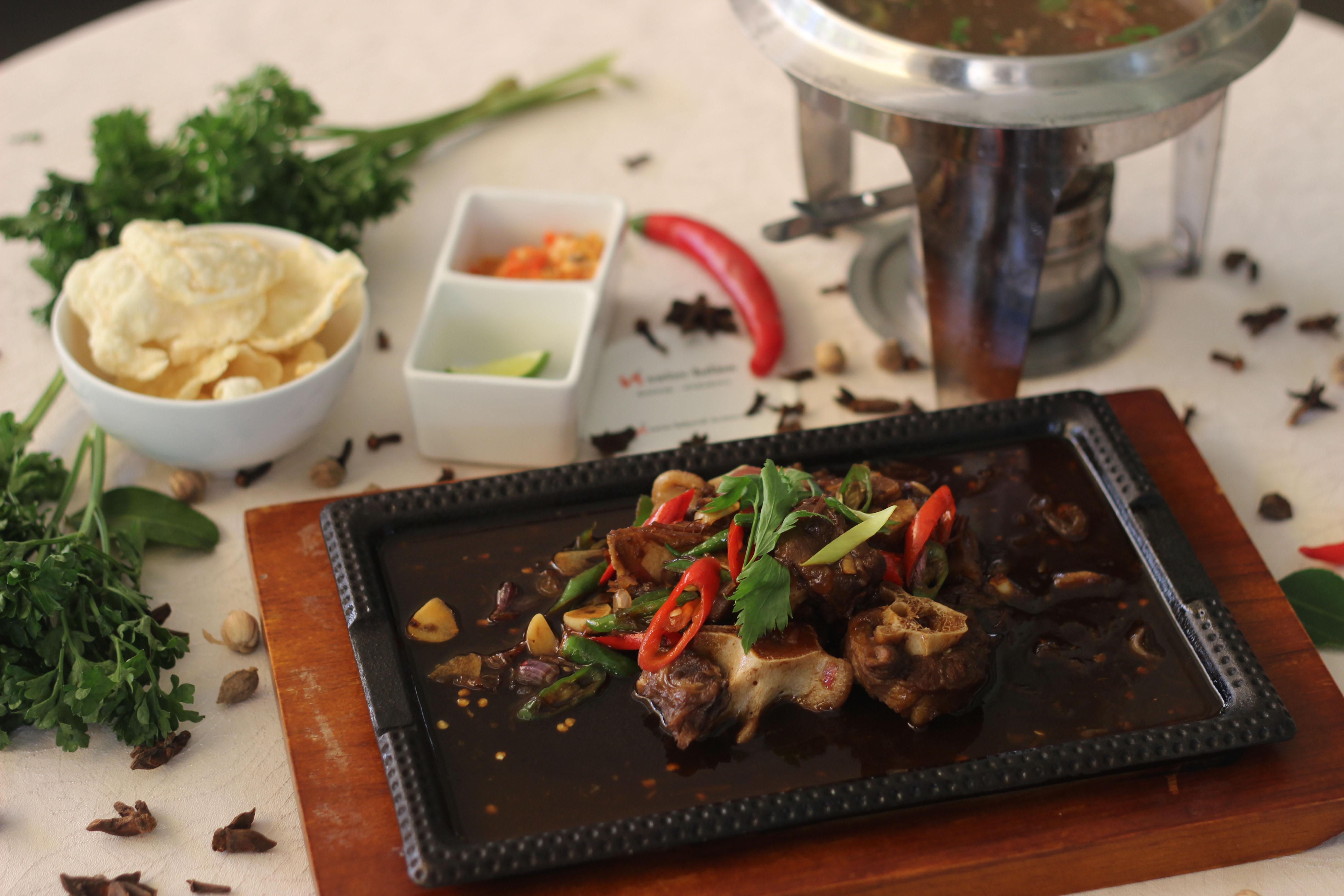 Swiss-belinn Manyar Hotel 3*